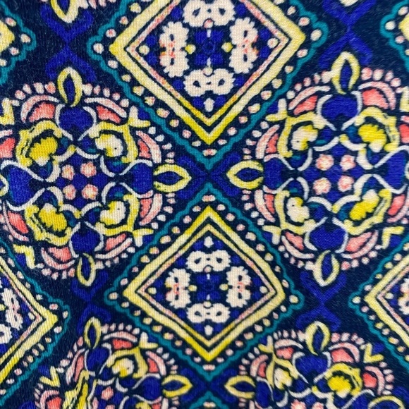 Old Navy Womens Size Large Romper Blue Yellow Floral Stretch Scoop Button - Picture 6 of 12